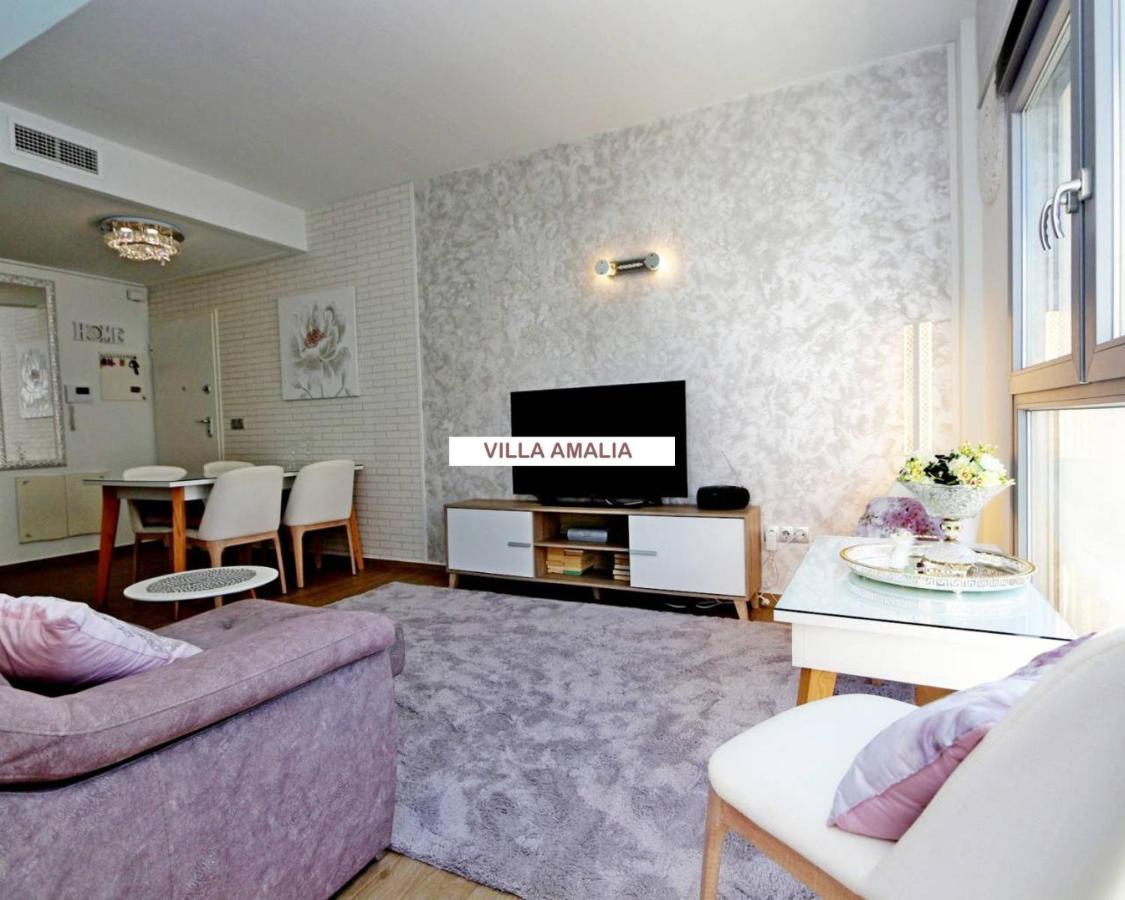 Beach Apartment Amalia Torrevieja Bagian luar foto