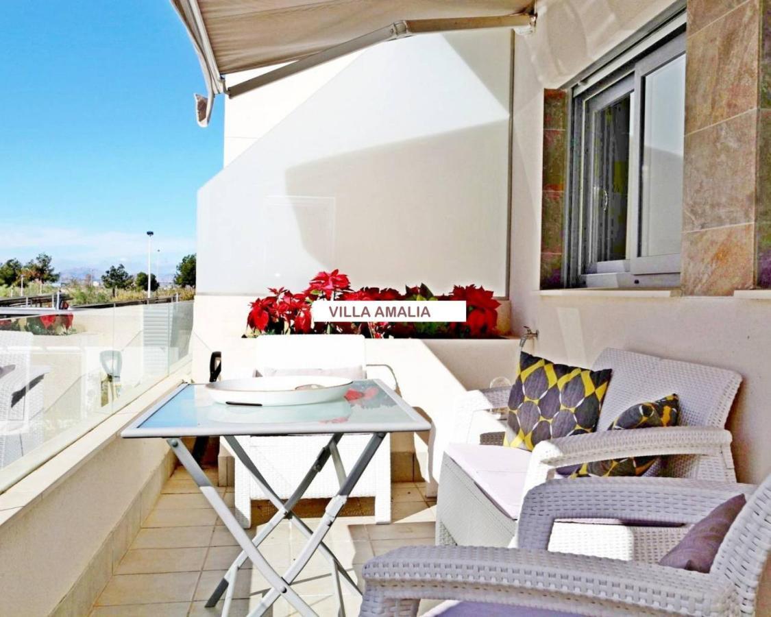 Beach Apartment Amalia Torrevieja Bagian luar foto