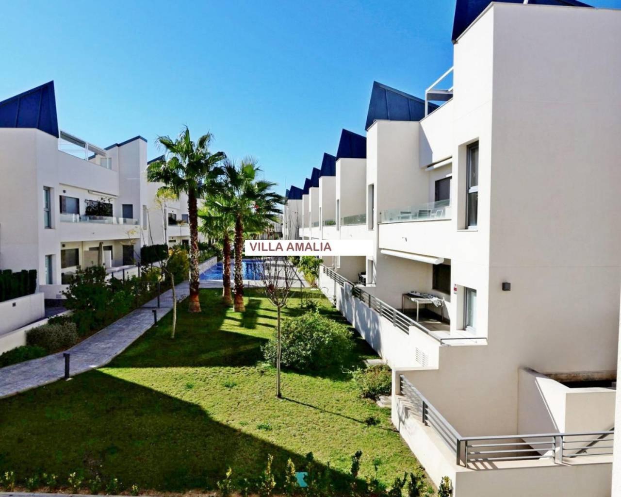 Beach Apartment Amalia Torrevieja Bagian luar foto
